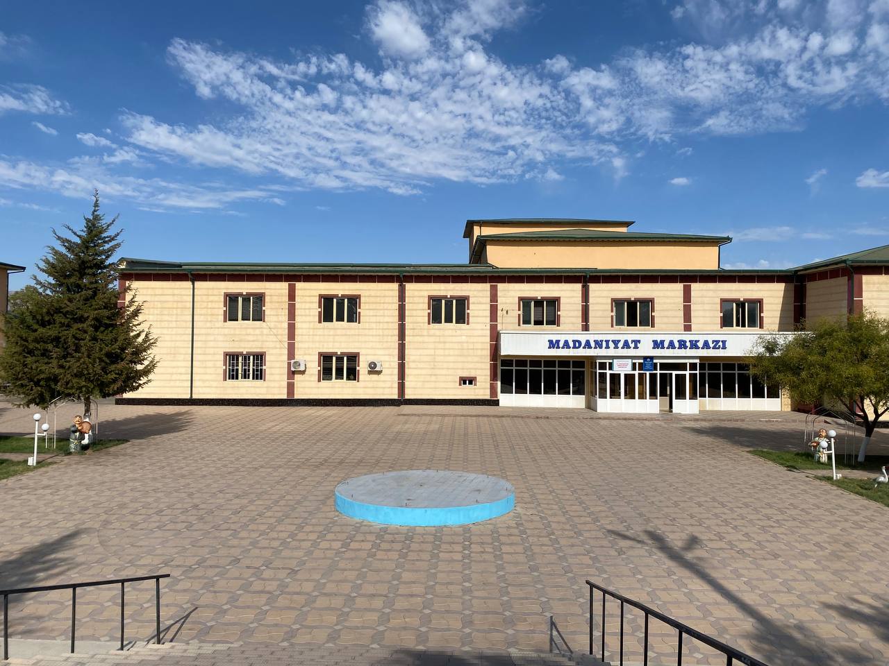 30-son madaniyat markazi