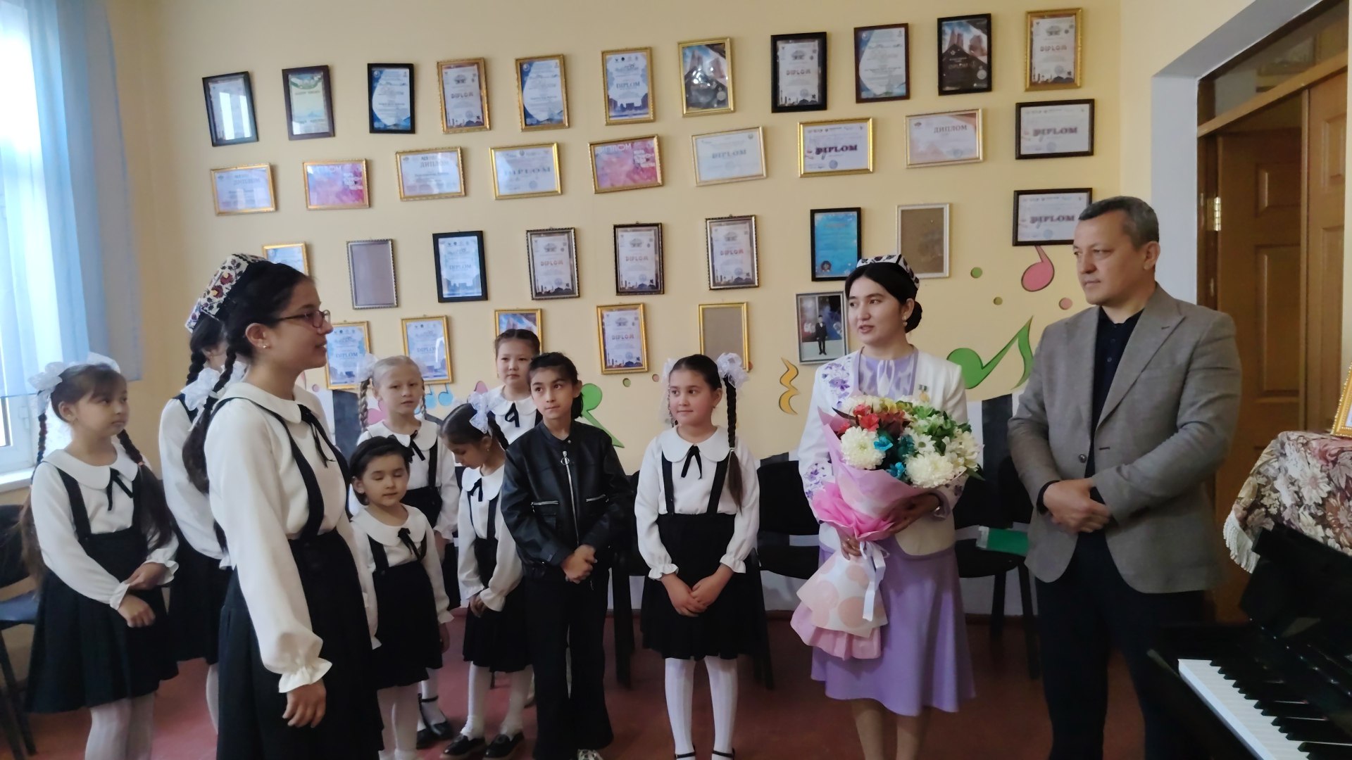 8-son bolalar musiqa va san’at maktabiga tashrif