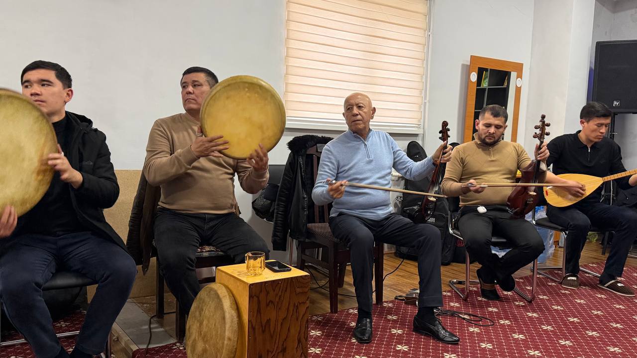 Abduhoshim Ismoilovning Jizzax viloyatidagi ijodiy tashrifi davom etmoqda